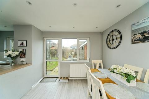 3 bedroom semi-detached house for sale, Pankhurst Close, Bexhill-On-Sea