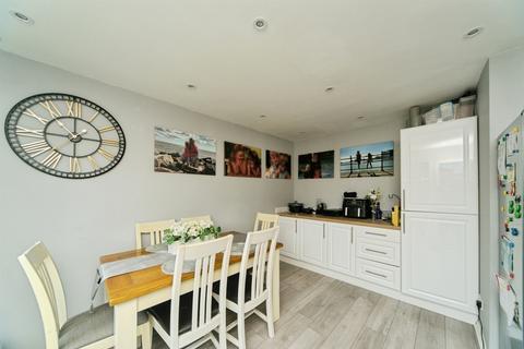 3 bedroom semi-detached house for sale, Pankhurst Close, Bexhill-On-Sea