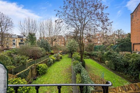 1 bedroom flat for sale, Crossfield Road , Belsize Park NW3