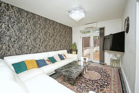 3 bedroom semi-detached house for sale, Albert Road, Oldbury