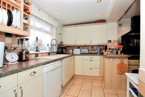 4 bedroom detached house for sale, Tavistock Close, Thorney, Peterborough