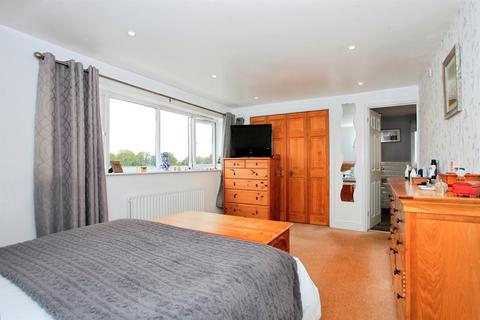 4 bedroom detached house for sale, Tavistock Close, Thorney, Peterborough
