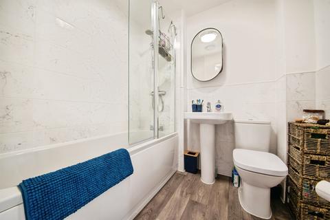 2 bedroom terraced house for sale, Burnham Way, Sleaford