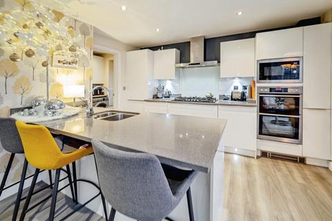 5 bedroom detached house for sale, Foxglove Way, BEVERLEY