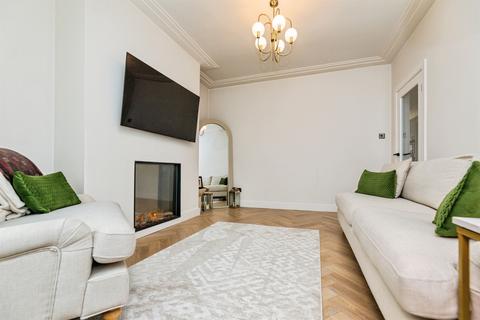 3 bedroom semi-detached house for sale, Herringthorpe Valley Road, Herringthorpe, ROTHERHAM