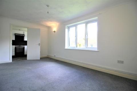 1 bedroom ground floor flat to rent, Cardington Court, Acle NR13