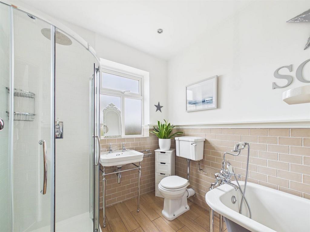 Bath new.jpg