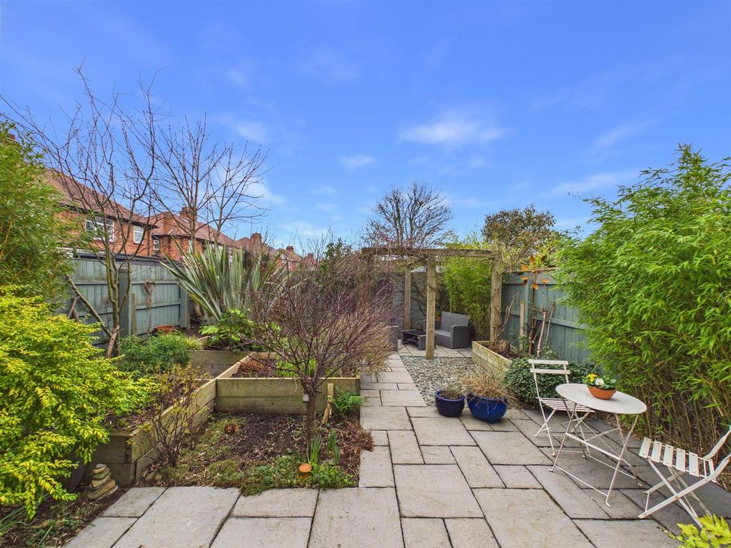 Garden 1.jpg