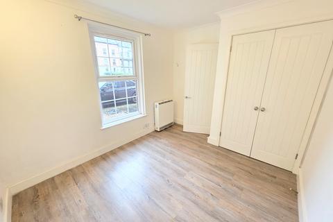 2 bedroom flat for sale, Victoria Place, Banbury OX16