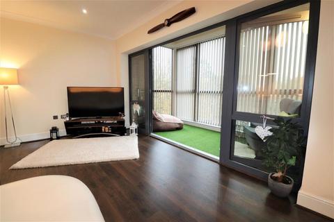 2 bedroom flat for sale, Blenheim House, Fowler Way, Uxbridge