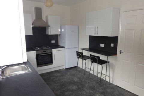 3 bedroom terraced house to rent, Walker Road, East Quayside, Newcastle upon tyne, Tyne and Wear