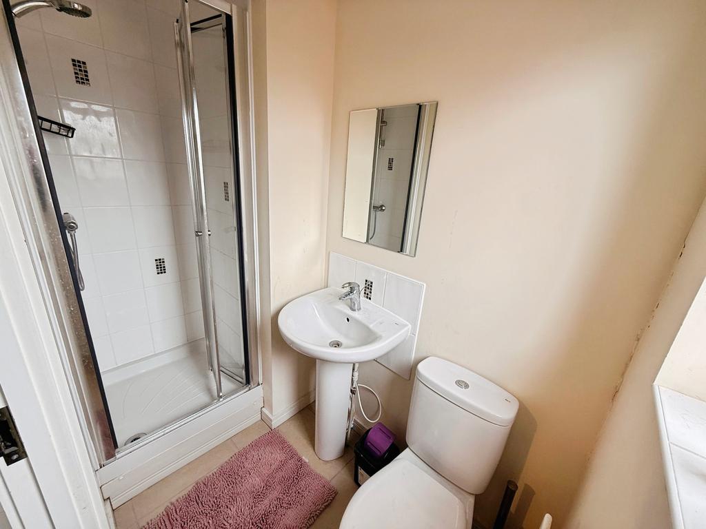 En-suite Bathroom