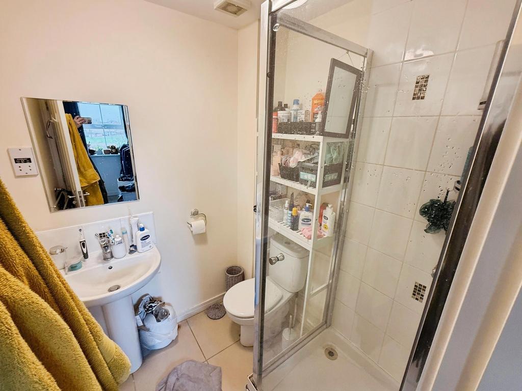 En-suite Bathroom