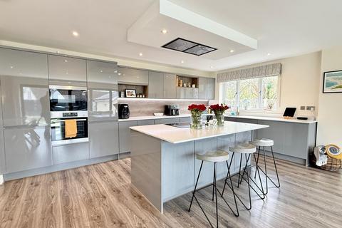 4 bedroom detached bungalow for sale, Woolsbridge Road, St. Leonards, BH24 2LS