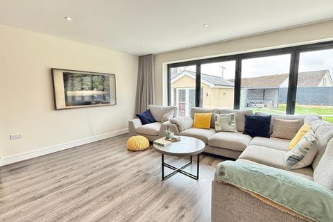 4 bedroom detached bungalow for sale, Woolsbridge Road, St. Leonards, BH24 2LS