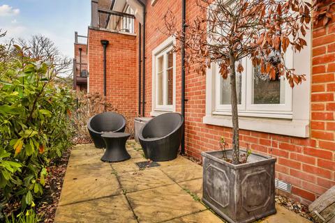 undefined, Woolf Drive, Berkshire RG40