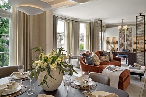 Allen House, 8 Allen Street, Kensington, London, W8 6BH