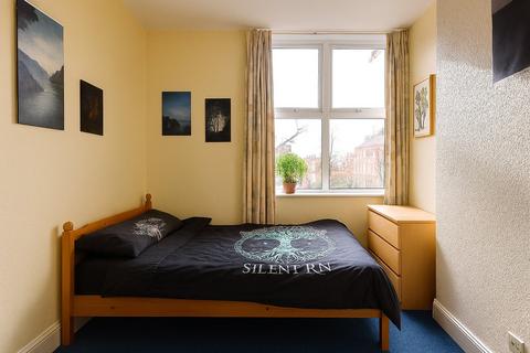 5 bedroom terraced house to rent, Highbury Road, Horfield, Bristol, Somerset, BS7