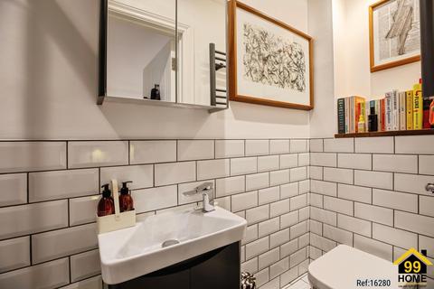 2 bedroom flat for sale, 27 Woods Road, Peckham, London, SE15