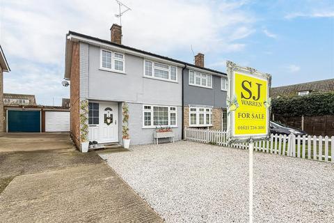 3 bedroom semi-detached house for sale, Crown Way, Southminster