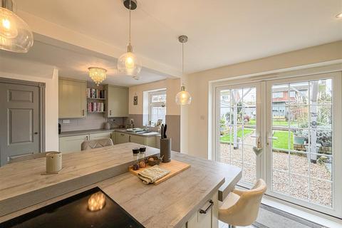 3 bedroom semi-detached house for sale, Crown Way, Southminster