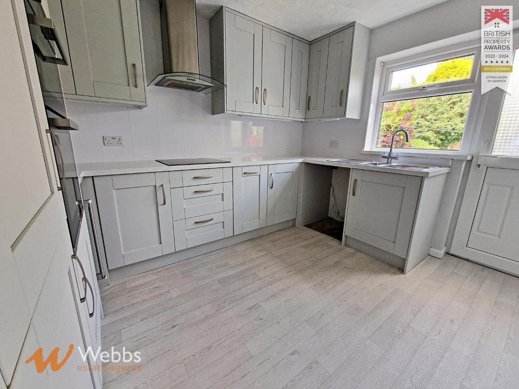 Kitchen 3.jpg