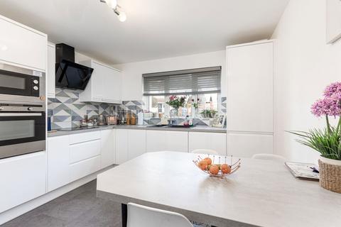 4 bedroom detached house for sale, 28 Le Clos Le Breton