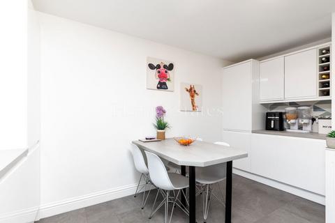 4 bedroom detached house for sale, 28 Le Clos Le Breton