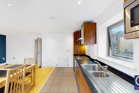 2 bedroom apartment for sale, Polyteck House, Leman Street, London, E1