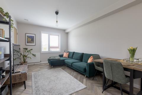 1 bedroom ground floor flat for sale, 29/2 Citypark Way, Fettes, Edinburgh, EH5 2FA