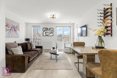 1 bedroom flat for sale, Baskerville Road, Altrincham, Greater Manchester, WA14