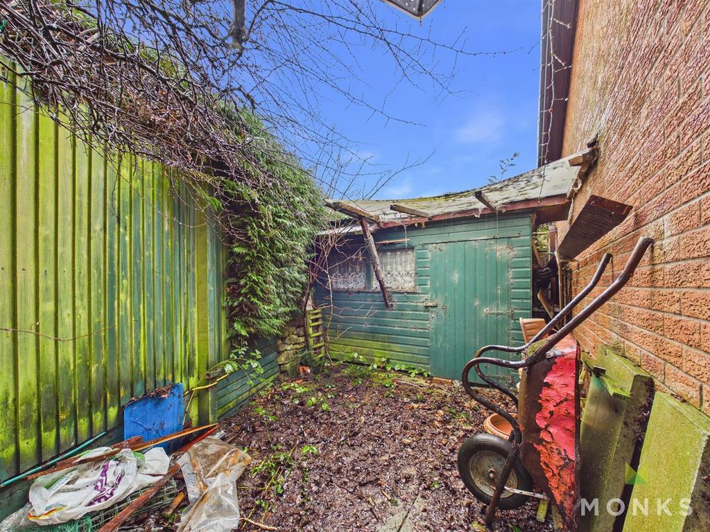 CAM01420 G0-PR0834-STILL024.jpg