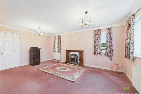 3 bedroom detached bungalow for sale, Hampton Rise, Oswestry
