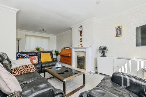 undefined, Knaresborough Drive, Huddersfield