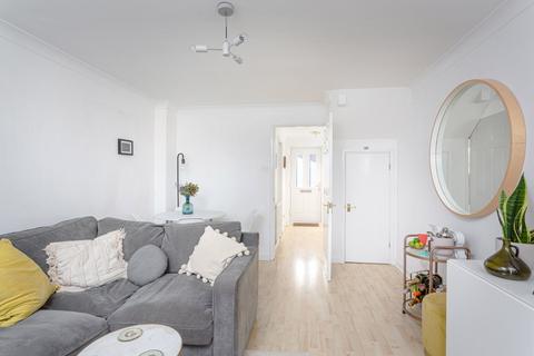 2 bedroom terraced house for sale, Apton Road, Bishop's Stortford, Hertfordshire, CM23