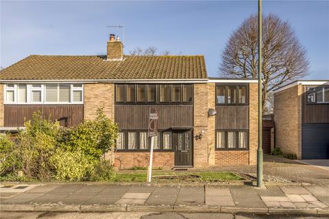 4 bedroom semi-detached house for sale - Appledore Crescent, Sidcup, DA14