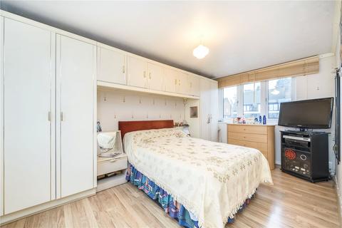 4 bedroom semi-detached house for sale, Appledore Crescent, Sidcup, DA14