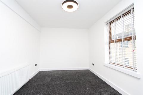 undefined, Bradford Road, Birkenshaw, Bradford