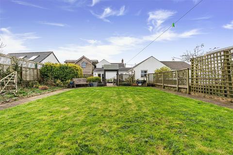 4 bedroom cottage for sale, West Road, Newquay TR8