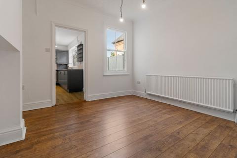 3 bedroom semi-detached house to rent, Cannon Street, Worcester WR5