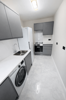 2 bedroom flat to rent, GRANTHAM GARDENS RM6