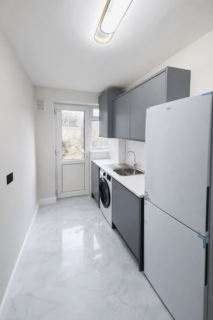 2 bedroom flat to rent, GRANTHAM GARDENS RM6