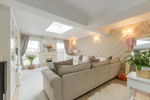 undefined, Burns Avenue, Sidcup, DA15
