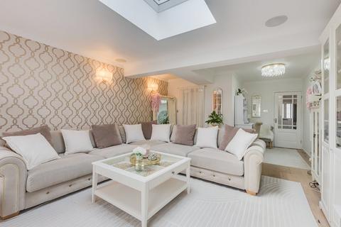 undefined, Burns Avenue, Sidcup, DA15