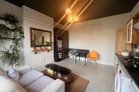 1 bedroom apartment to rent, Alexandra Drive, Crystal Palace, London, SE19