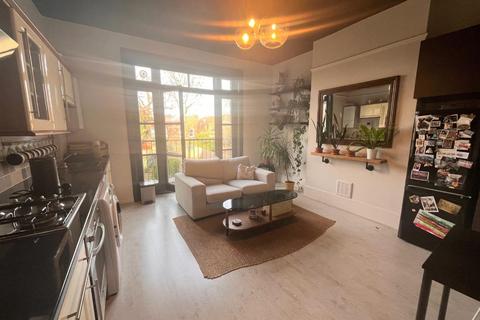 1 bedroom apartment to rent, Alexandra Drive, Crystal Palace, London, SE19