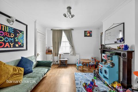 2 bedroom semi-detached house for sale, East Street, Epsom