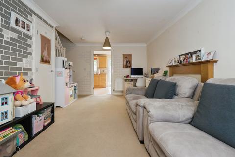 3 bedroom terraced house for sale, Mescott Meadows, Hedge End, SOUTHAMPTON