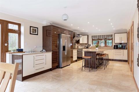 5 bedroom detached house for sale, Mill Lane, Worthing