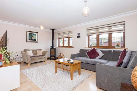 5 bedroom detached house for sale, Mill Lane, Worthing